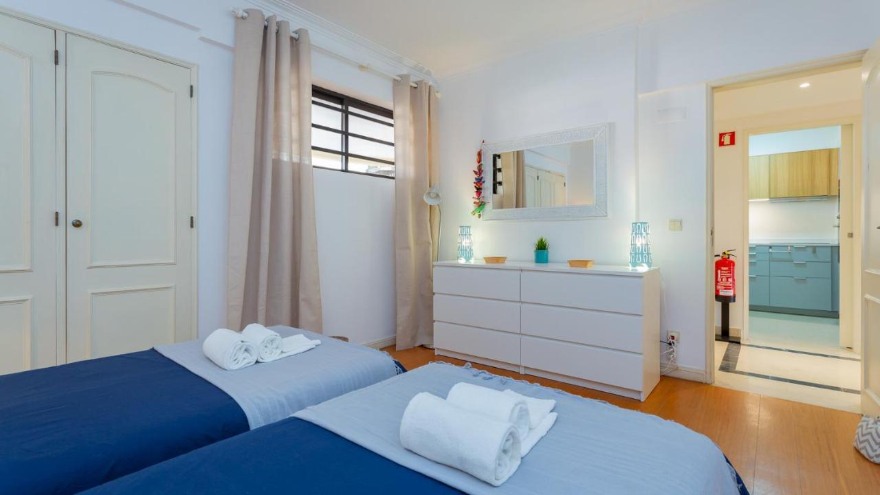 Marina 2Bdr Apartment With Balcony & Pool - 5Min From Beach By Lovelystay Quarteira Dış mekan fotoğraf